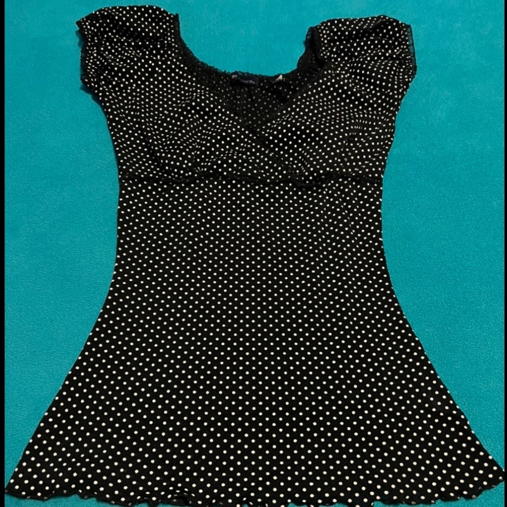 Candie’s early y2k short sleeve blouse